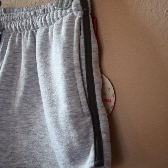 Seventh & Sunset Gray Elastic Drawstring Waist Sweat Shorts NWT Size Large - Picture 3 of 4